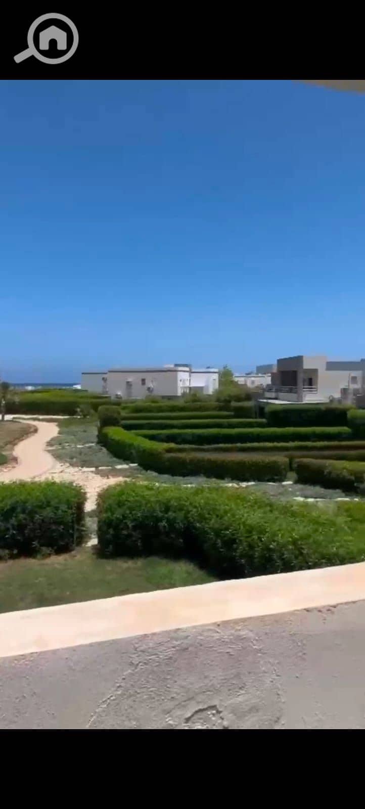 Rare villa for sale in Amwaj | 5 master bedrooms + fully furnished + ready to move in immediately | Prime location within the compound - Widok 2