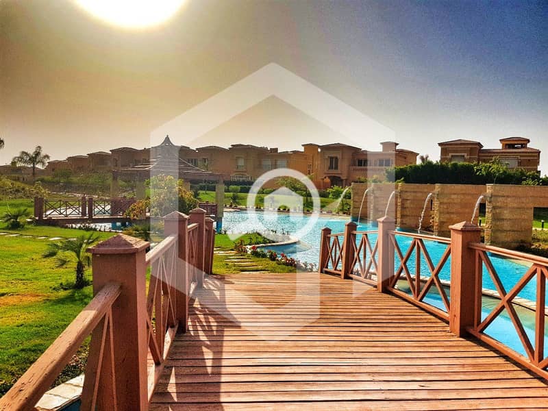 Townhouse with a Private Garden Ready To Move for sale with ACs in Royal Meadows, Arco, El Seikh Zayed . . . . . . . . . . . . . . . . . - Widok 6