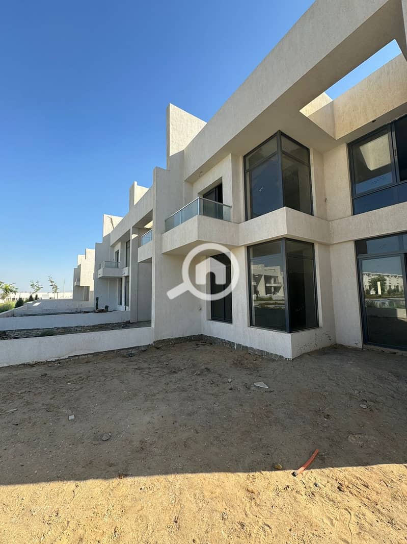 Townhouse for sale in Lake West Compound, Sheikh Zayed, in a prime location. - Ansicht 6