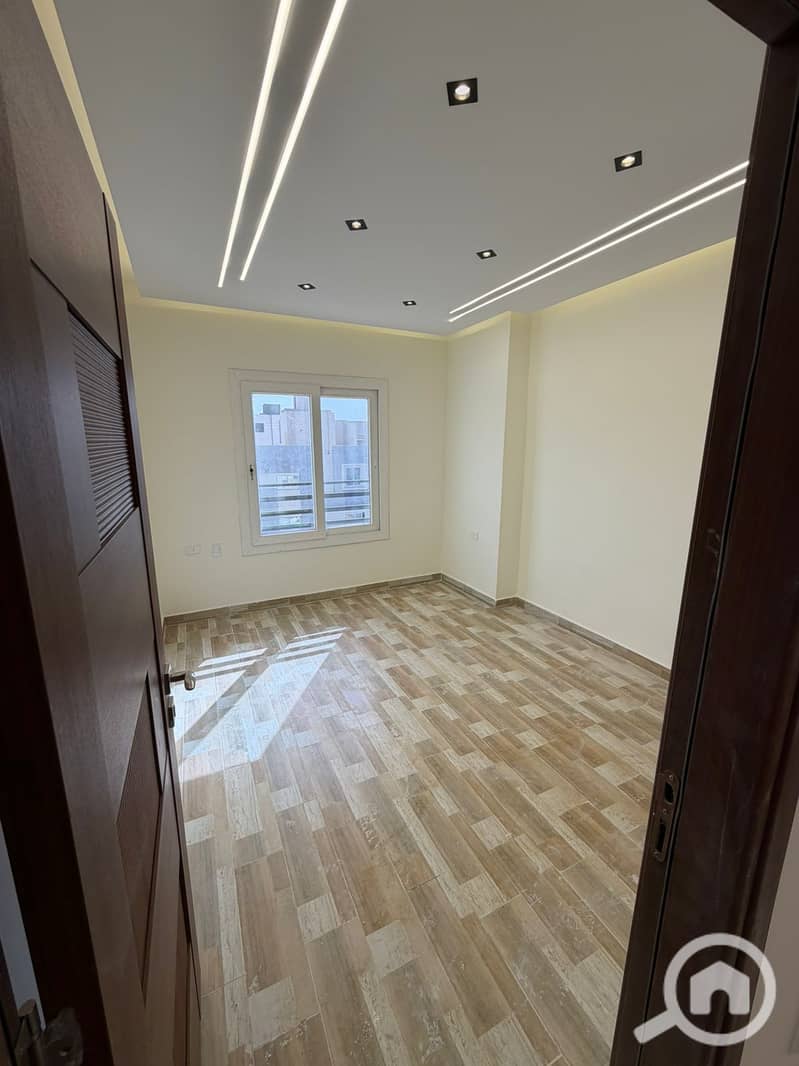 There is an available apartment in Al-Andalus, Fifth Settlement, professionally finished with ultra-super luxury finishing. - Ansicht 5