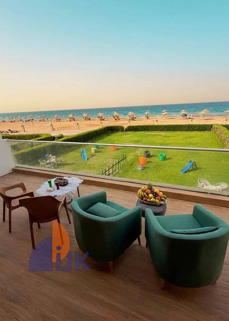 A great chalet for sale, ready for immediate occupancy, in the heart of Ain Sokhna, with a direct view of the pool. Down payment and installments avai - Widok 6