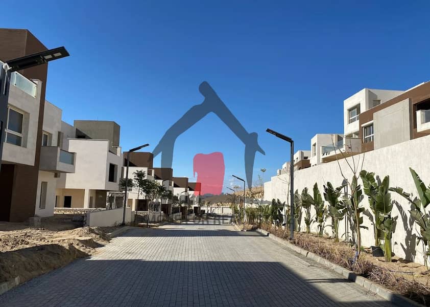 lowest price rtm Townhouse 385 sqm for Sale in Soleya - Więcej
