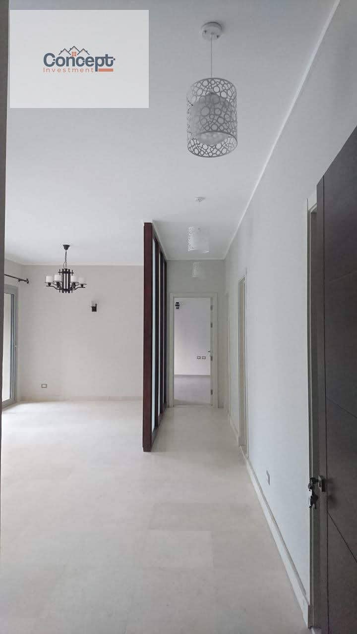 2 Bedrooms Apartment Prime Location Fully Finished Wit Acs In Village Gate Compound - New Cairo - Widok 3