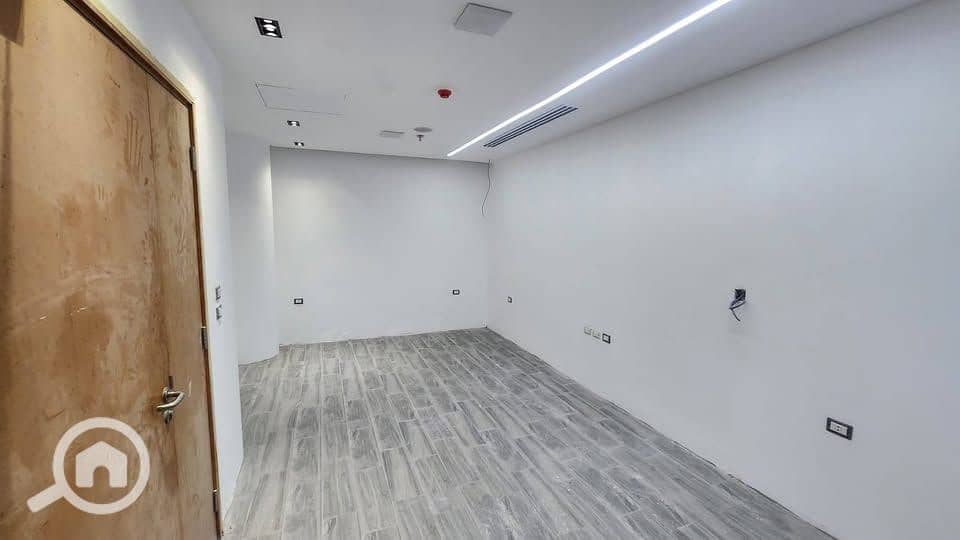 Finished Administrative Office Ready To Move in Bulgon Mall, Beverly Hills - Ansicht 4