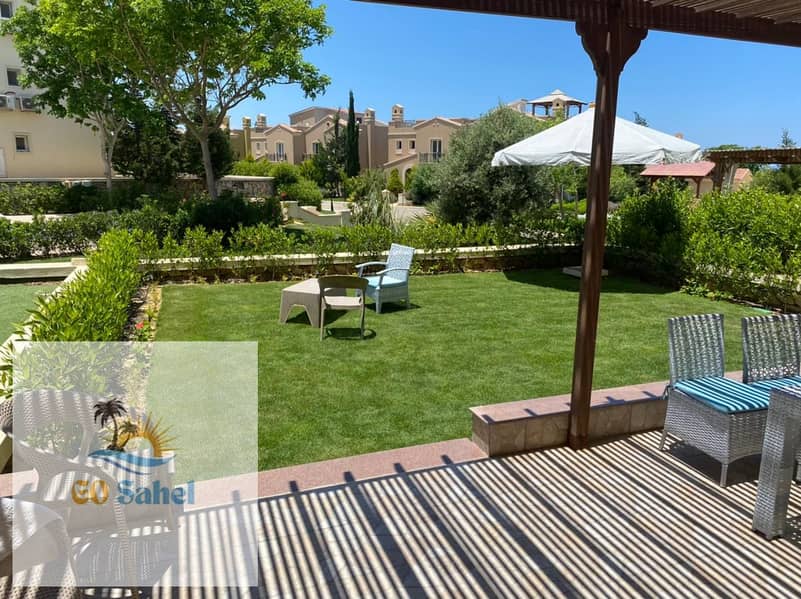 Chalet for rent in Mountain View North Coast — 2 bedrooms with a garden and pool view. - Widok 2