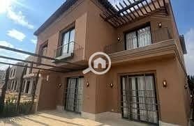 Townhouse in Sheikh Zayed with installment in Village West Sheikh Zayed next to Emaar Royal City Hyper One Beverly Hills - Widok 3