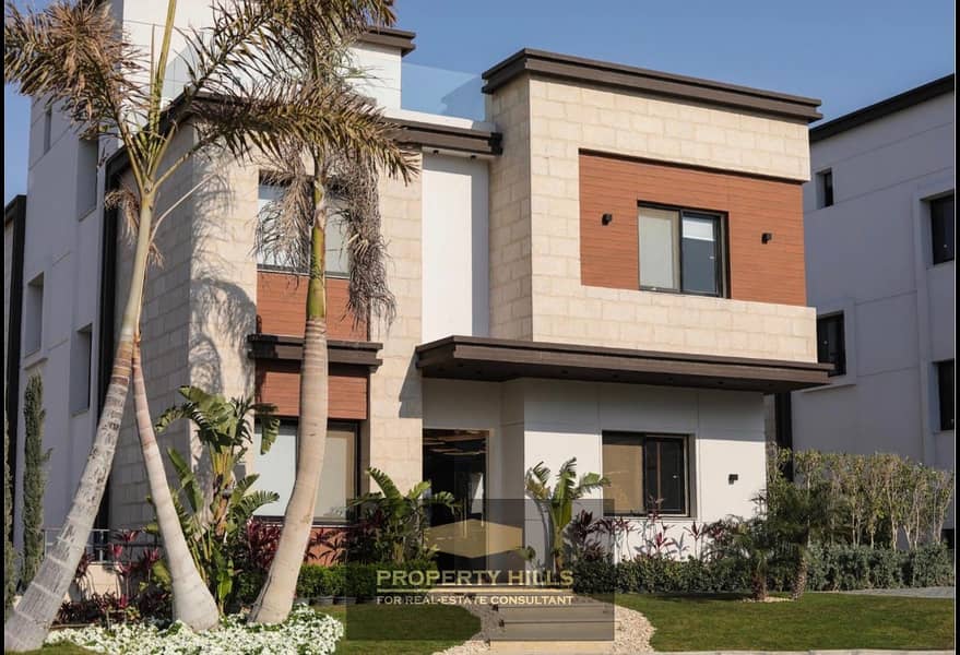 Panoramic villa 212 meters with private swimming pool in Dijar AZZAR compound next to Mivida Emmar and AUC - Widok 4