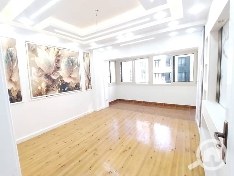 Apartment Law 220m Law Laurent 4 rooms and a reception 3 corners on the tram, 8th floor - Ansicht 2