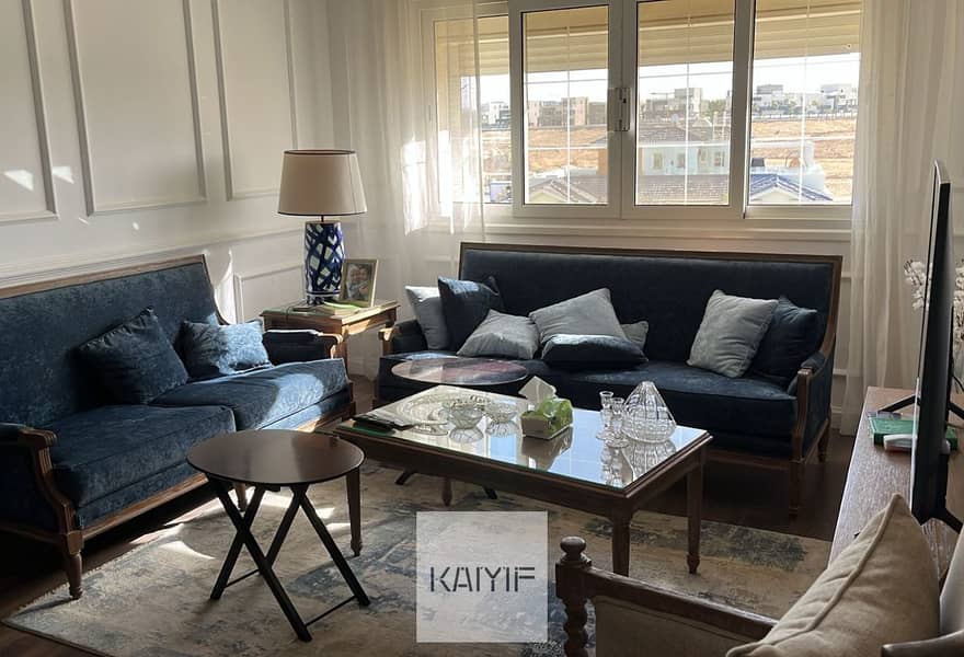 Apartment for sale in Mountain View Hyde Park featuring a prime location within the compound with a direct open landscape view 3 bedrooms - Widok 3