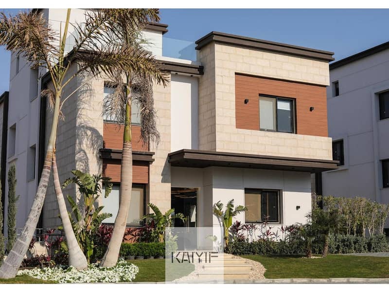 Corner Townhouse for Sale in Azzar New Cairo with Private Pool Fully Finished Immediate Delivery in a Prime Location Inside a Prestigious Compound – pohled 6