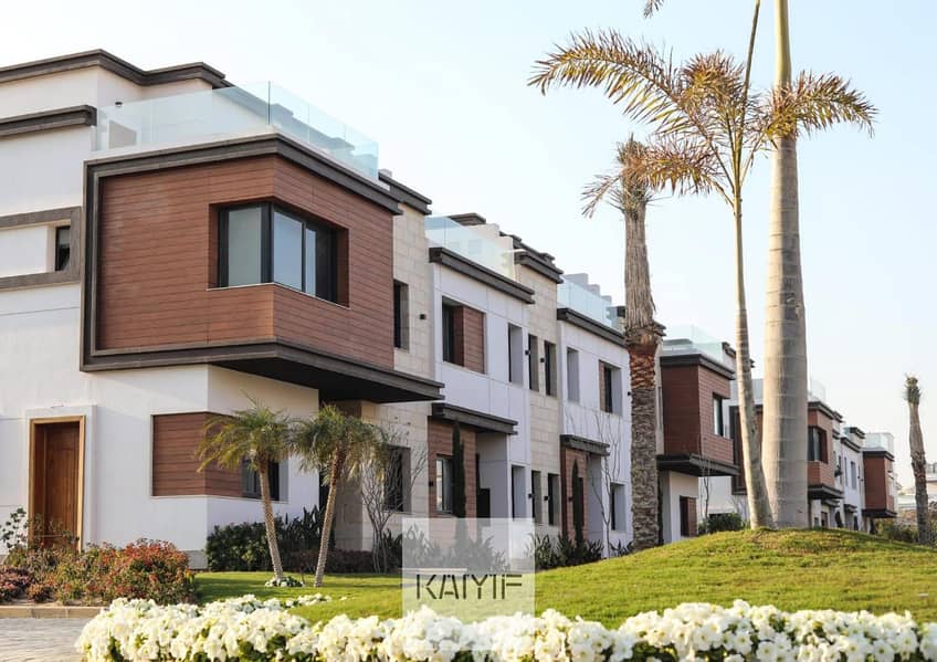 Middle Townhouse for Sale in Azzar 1 New Cairo Core & Shell Finish in a Prime Gated Community Location - Widok 6
