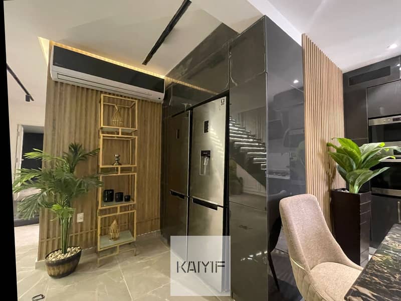 Penthouse for Sale in Mountain View Hyde Park with Spanish Super Luxe Finishing and Direct View of the Crystal Lagoon and Swimming Pool - Meer