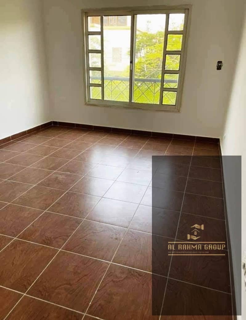 A four-story villa for rent in Al Rehab City, New Cairo, next to Mall 1, the old market, and all services. Land area 300 sq m, built-up area 220 sq m. - Widok 6