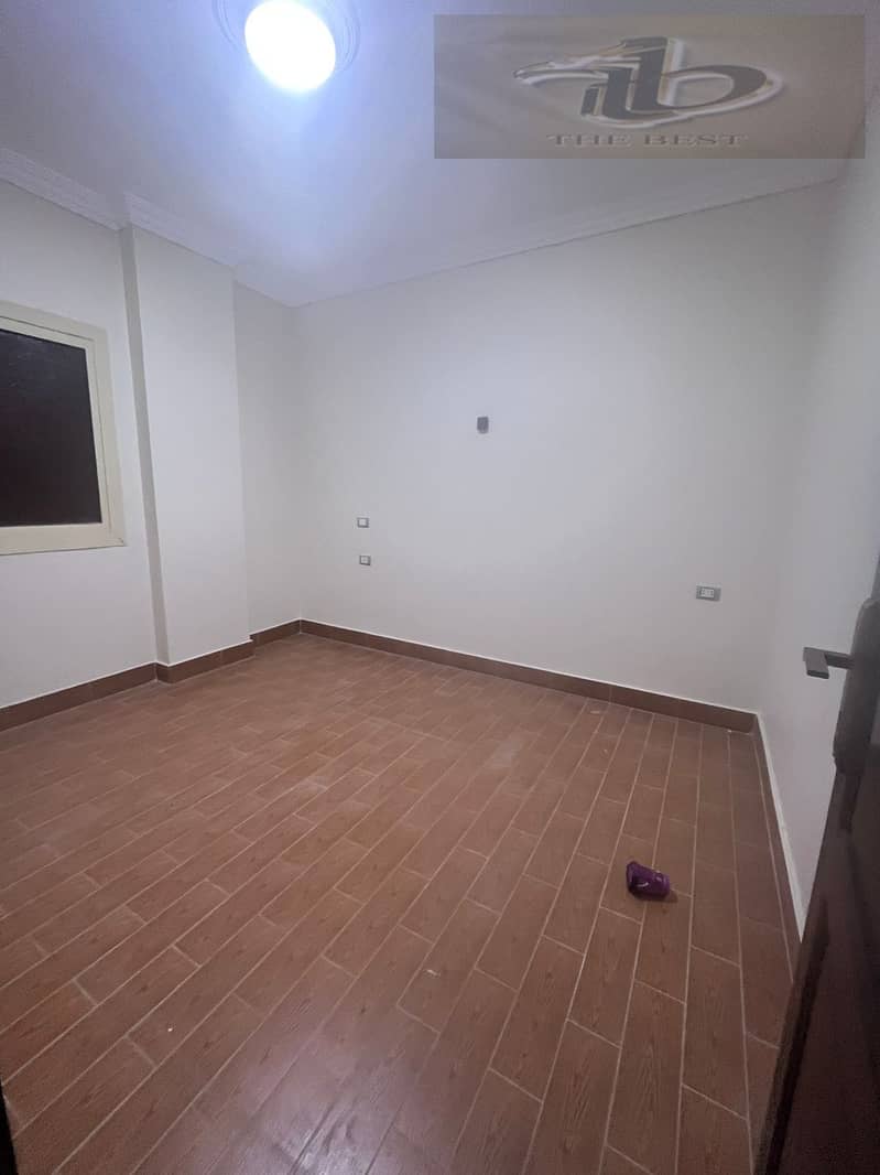 For sale in South Lotus – Fifth Settlement A very prime location near 90th Street, in a quiet and upscale area - Ansicht 5