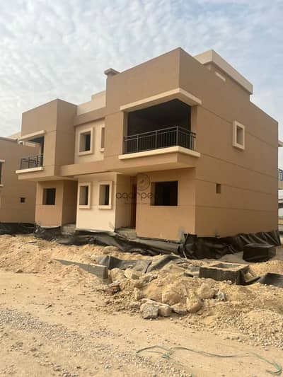 4 Bedroom Townhouse for Sale in New Cairo, Cairo - WhatsApp Image 2026-06-04 at 4.35. 41 PM (1). jpeg 4 Bedroom Townhouse for Sale in New Cairo, Cairo - WhatsApp Image 2026-06-04 at 4.35. 41 PM (1). jpeg