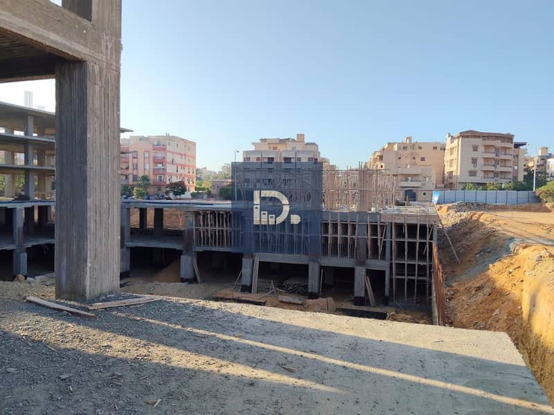 Cash snapshot! Ground floor shop for sale 20m + 17m outdoor in Downtown October with a 30% discount and delivery within a year! An irreplaceable investment opportunity. - Ansicht 3