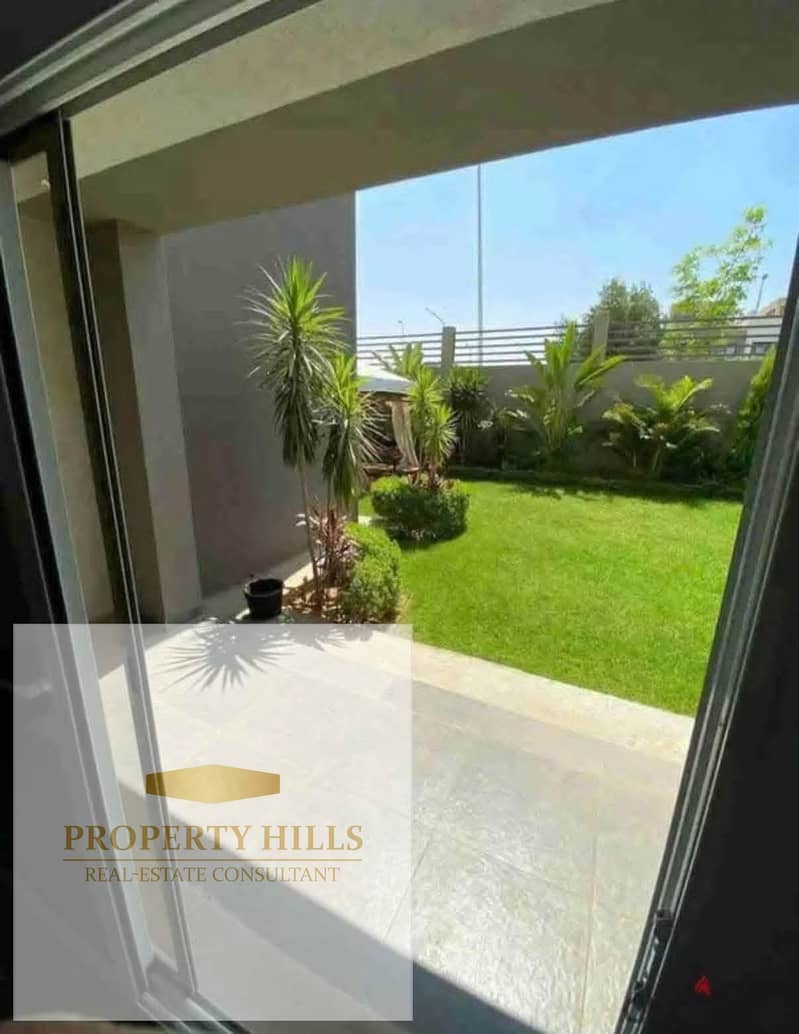 The most beautiful townhouse with a stunning view in Zayed at the lowest price you'll find on the market. Own it with a down payment of 784,000. - Widok 4