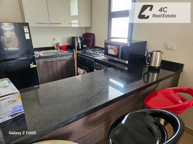 Chalet ready to move with pool view resale below market price 2 bedrooms ready for viewing anytime in Azha Ain Sokhna for sale - Widok 6