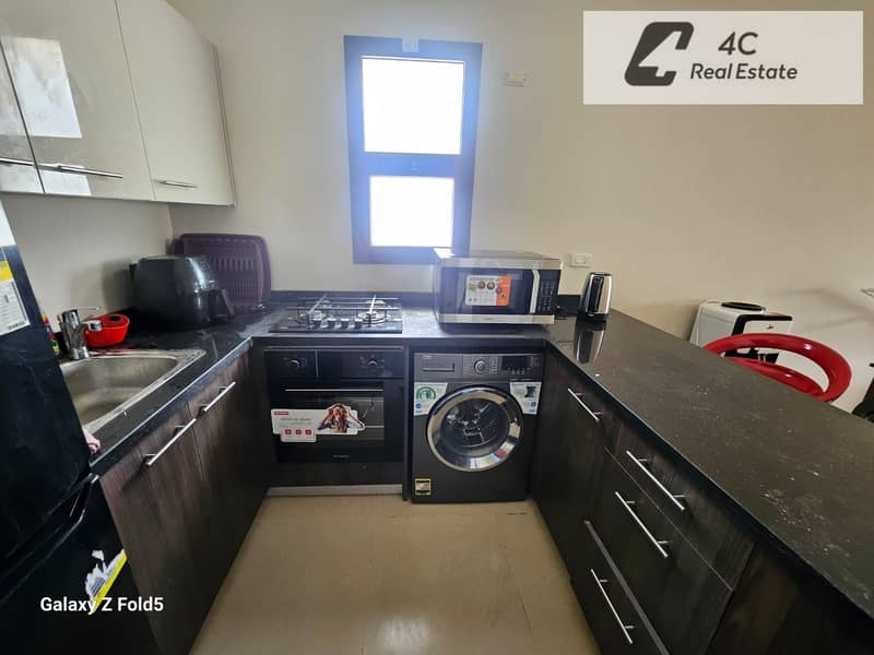 Chalet ready to move with pool view resale below market price 2 bedrooms ready for viewing anytime in Azha Ain Sokhna for sale - Więcej