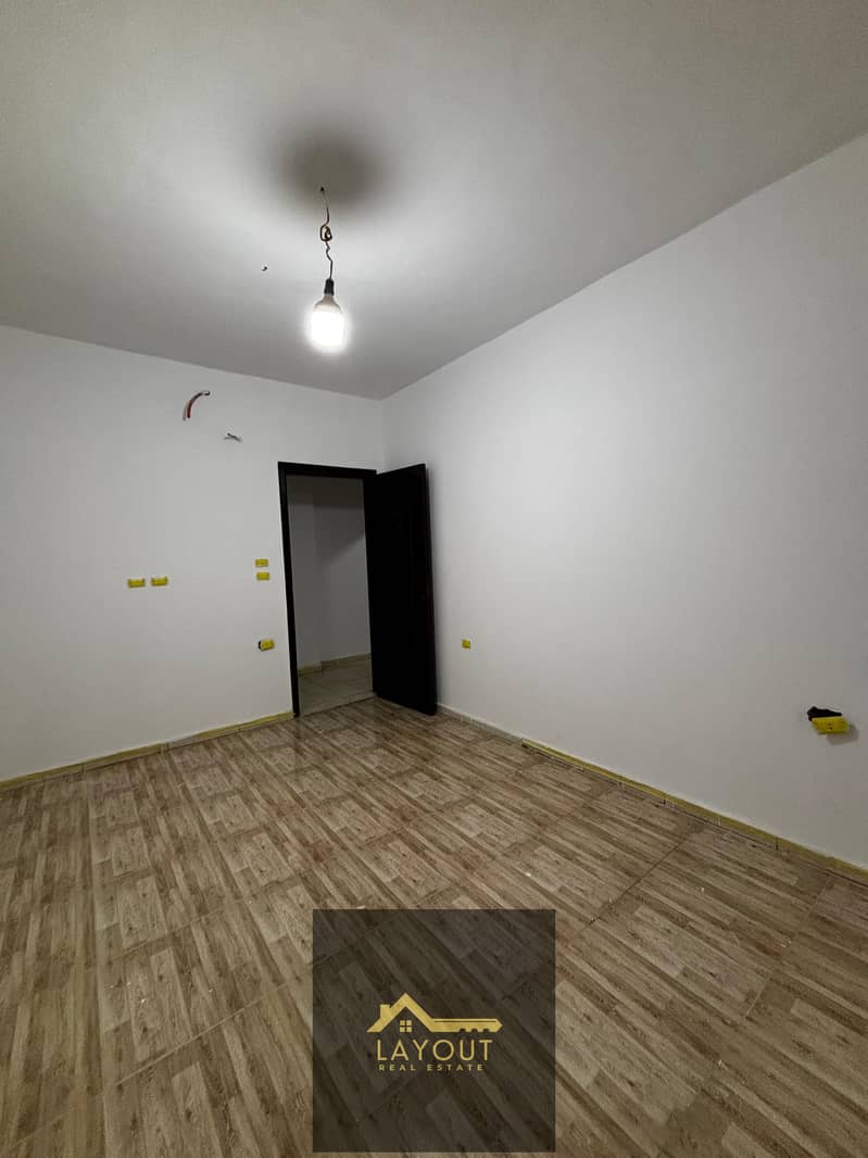 200m Apartment in South Investors for Only 4,800,000 EGP Fully Finished with Direct Main Street View – pohled 5