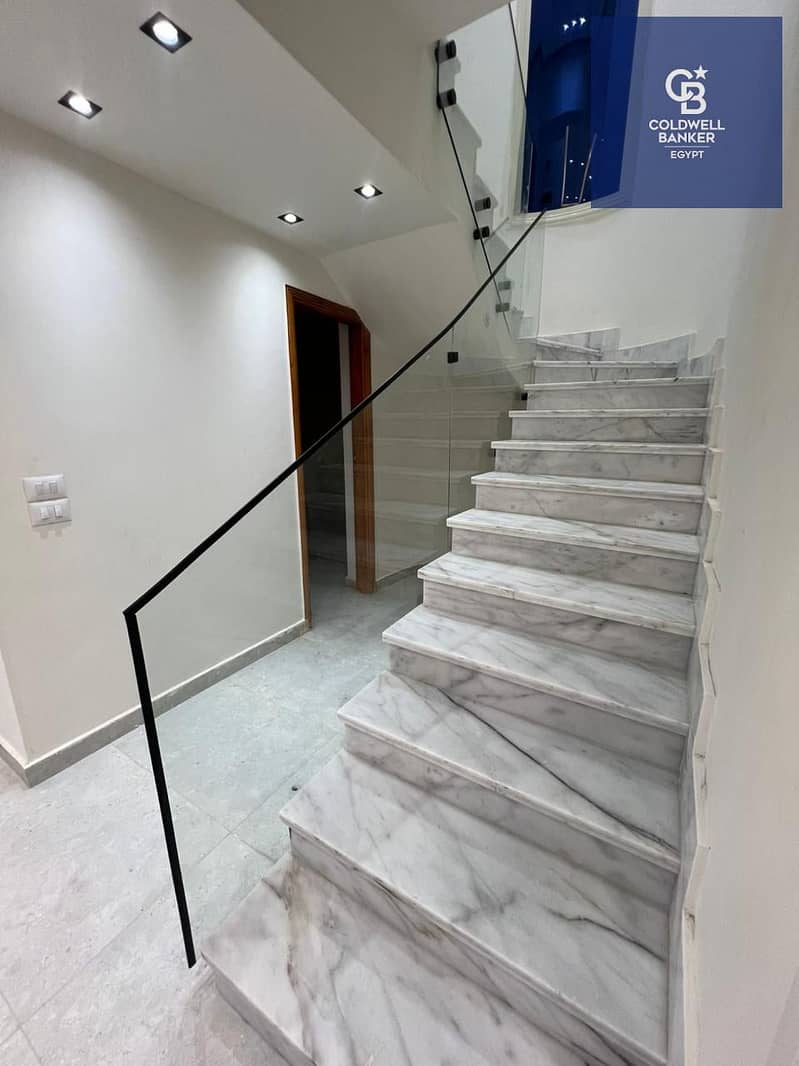 Immediate occupancy with only 10% down payment. Second row villa directly on the sea, fully finished in modern style, with long-term installments - Widok 3