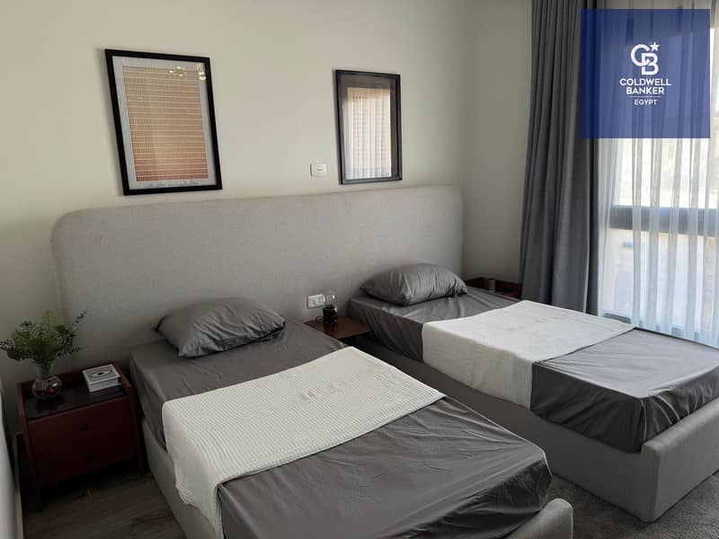 Immediate occupancy with only 10% down payment. Second row villa directly on the sea, fully finished in modern style, with long-term installments - Więcej