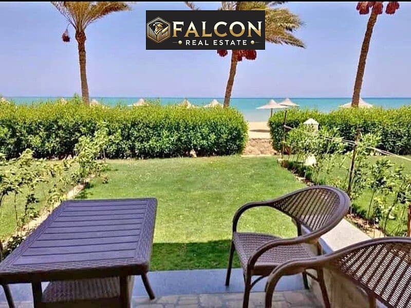 Corner villa for sale in Marseille Beach 5, directly on the sea, ready for viewing, lower than the company price. - Widok 2