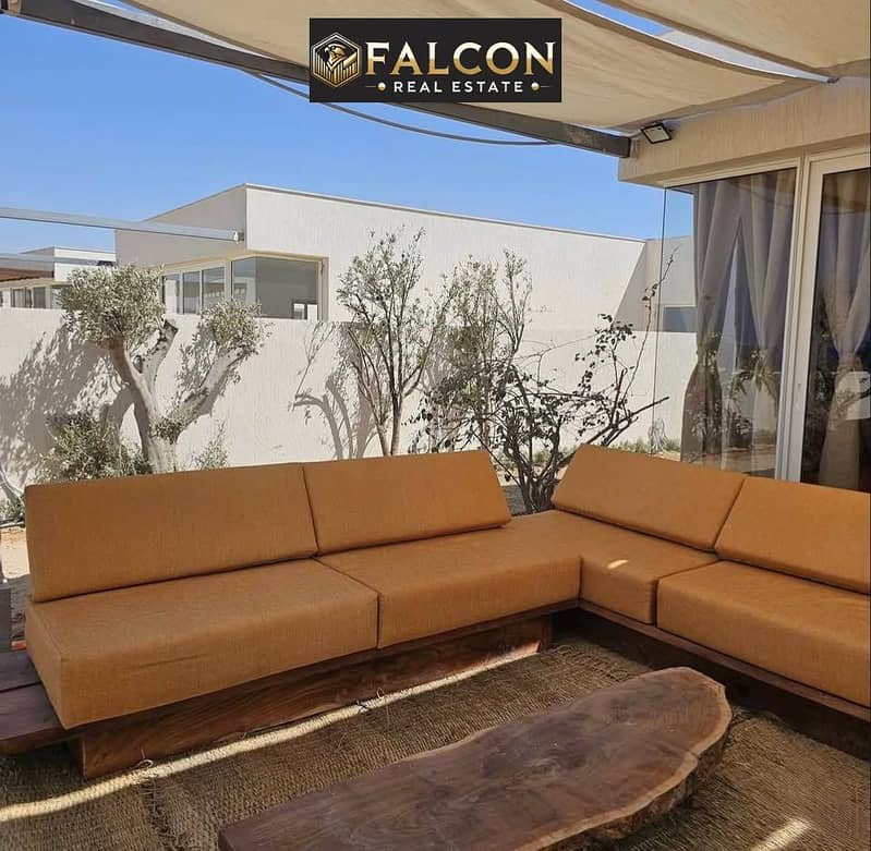 Corner villa for sale in Marseille Beach 5, directly on the sea, ready for viewing, lower than the company price. - Widok 6