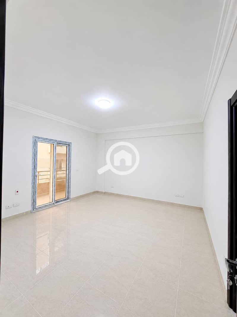 Office apartment for rent for companies, first occupancy, area of 220 square meters in the Northern Lotus in New Cairo. – pohled 5