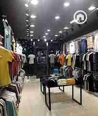 A commercial shop of 35 m with 3 doors for sale, suitable for any business activity, with super lux finishing. All amenities available: water and electricity, located in Alexandria, Al Agami, Al Beitash Main Street, the Golden Square, in a very prime location. - Widok 2