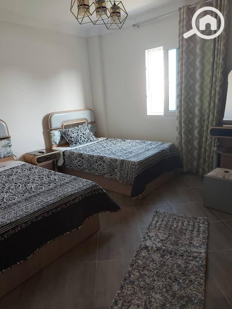 Three-bedroom ground floor chalet for rent in Marseille 4 - Mehr