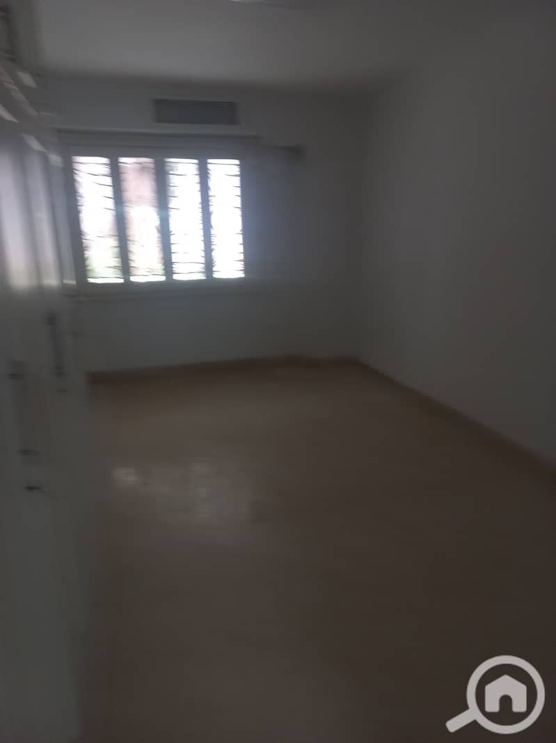 300m ground floor apartment with a private entrance and garden in Zamalek – pohled 6