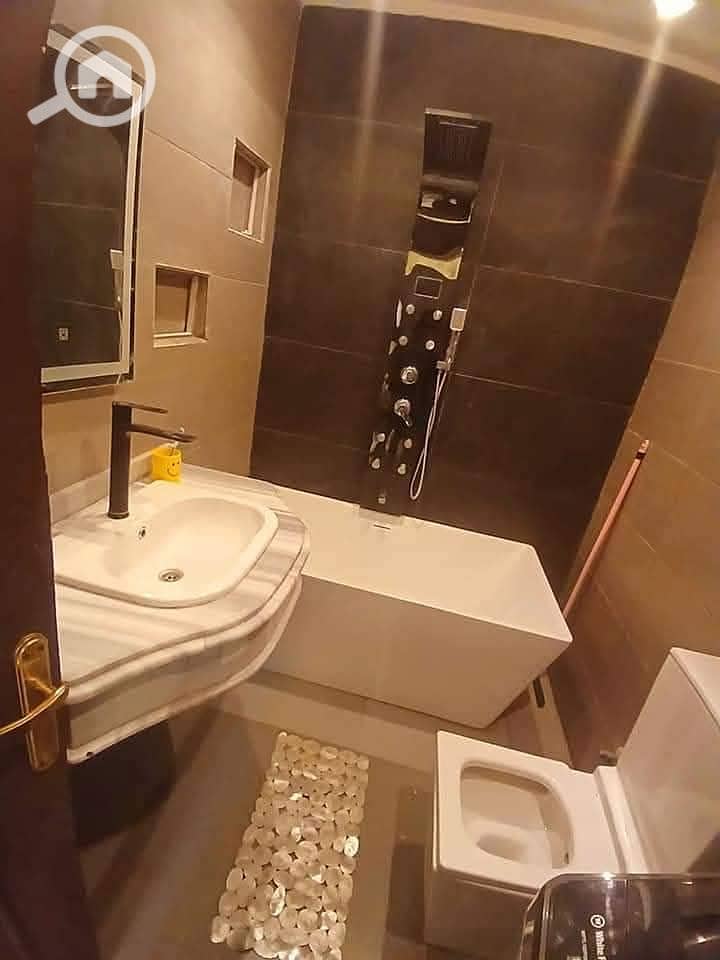 Furnished rental apartment in a prime location in Al Agouza, second line from the main corniche on the corniche view. - Więcej