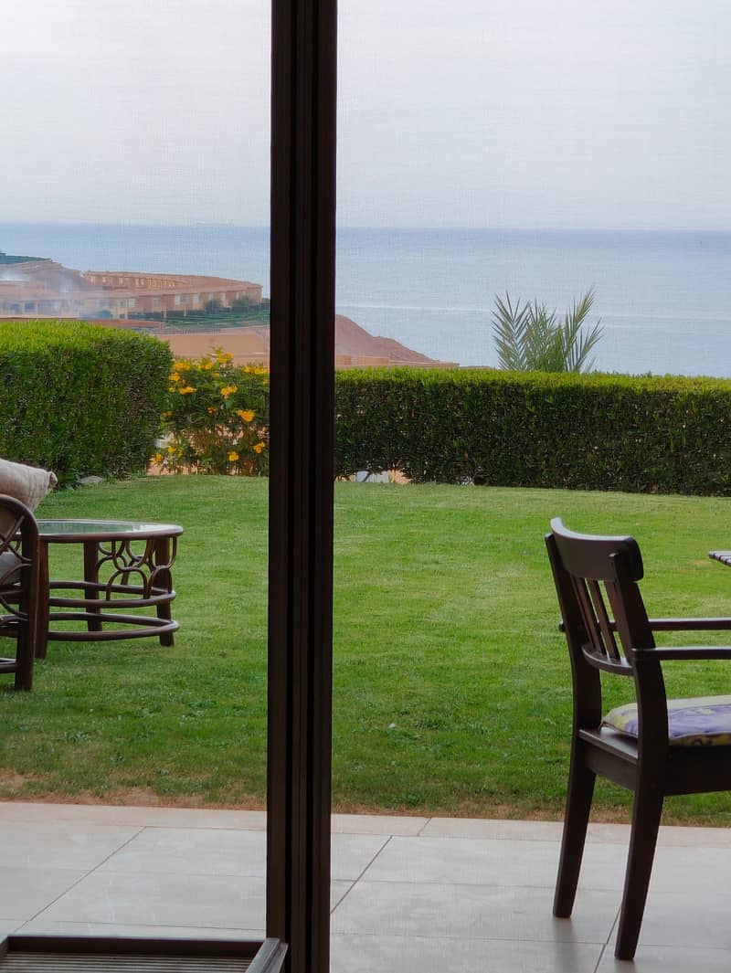 Sea View Villa | Private Garden | Pool 2 Mins Away | From The Owner - Widok 3