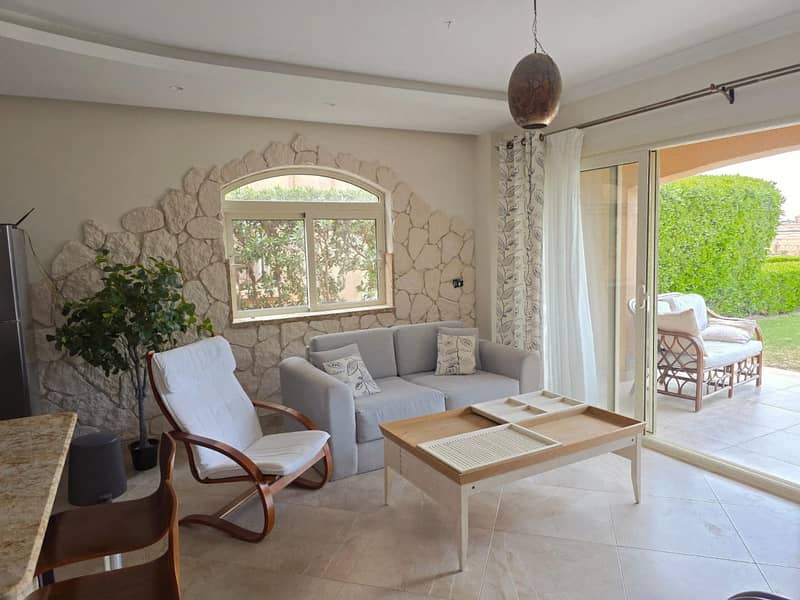 Sea View Villa | Private Garden | Pool 2 Mins Away | From The Owner - Widok 4