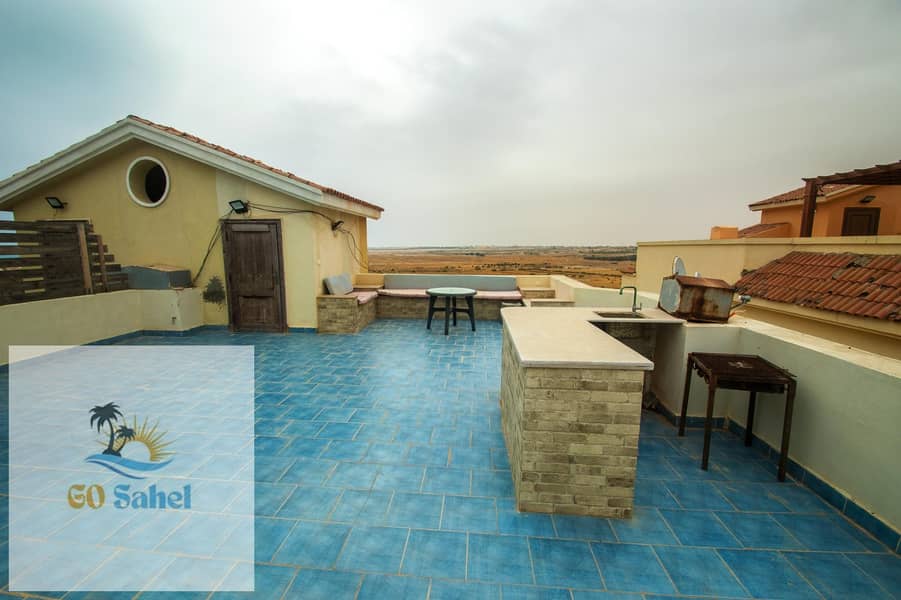 Chalet for rent in Mountain View — 3 bedrooms, second floor with roof and pool view. – pohled 5