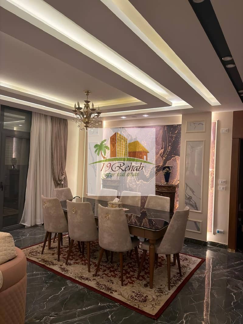 For Sale | SODIC Eastown Prime Location - Phase 1 - Fully Renovated Project: SODIC Eastown - New Cairo Location: Prime Location Flo - Więcej