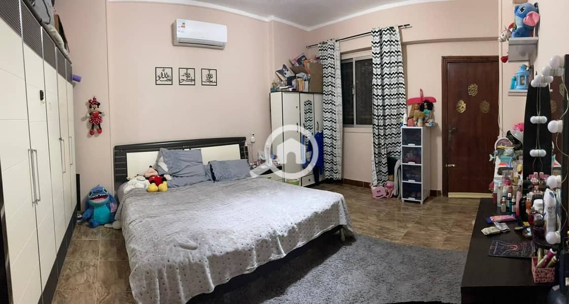 Super lux apartment in front of Al-Siraj Mall, Nasr City, 8th district, area 105 square meters net. - Więcej