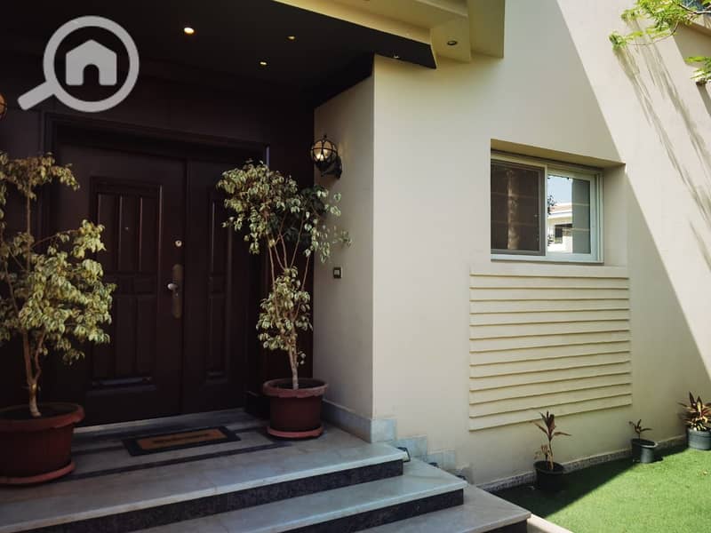 Twin house corner for sale, fully finished to the highest standard, registered and registered owners' association, largest twin house area in Al Tagam - Widok 3