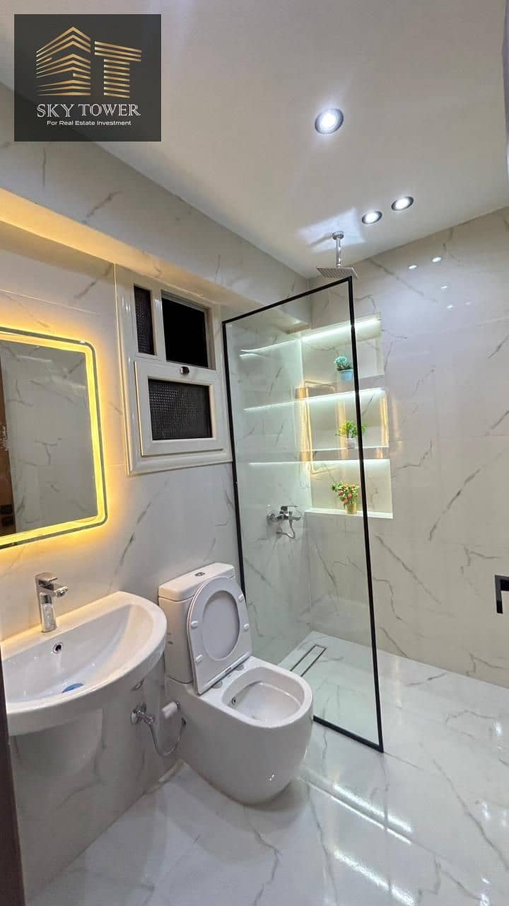 ViP finishing apartment for sale, northern ultra-super lux in Compound in October Gardens, second floor, price includes parking space. - Więcej