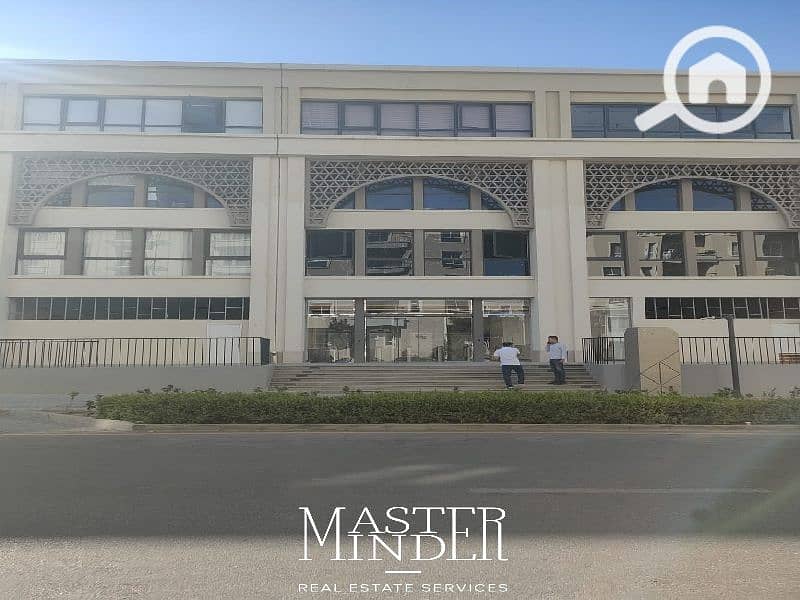 Fully finished Office for rent with double view on plaza view in Mivida New cairo By Emaar Misr – pohled 2