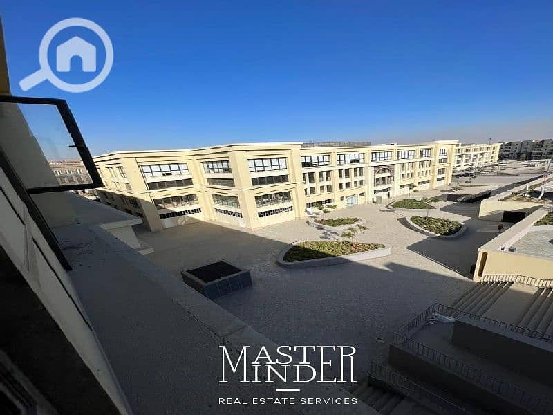Fully finished Office for rent with double view on plaza view in Mivida New cairo By Emaar Misr – pohled 3