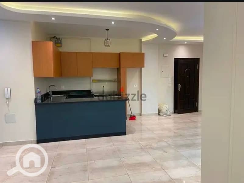 Apartment for rent in the First District - Fifth Settlement, with kitchen and air conditioning, overlooking South 90th Street and close to all services, ultra-super deluxe finishing - Ansicht 5