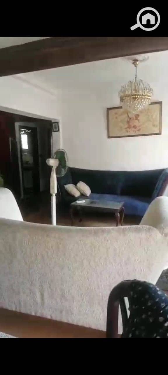 Furnished apartment for annual rent in Zizinia between the sea and the tram near the governor's villa - Mehr