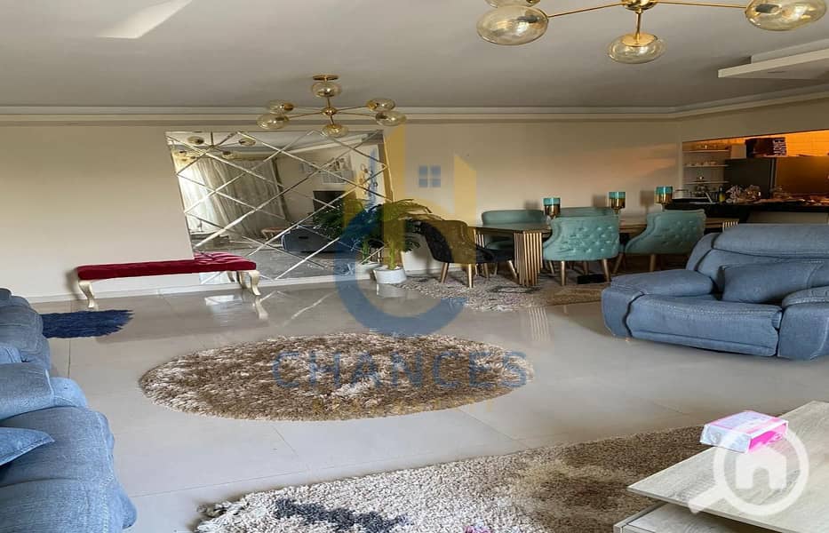 A distinctive apartment for sale in Al-Arabia Compound in the New Cairo area with high-end finishing and a prime location. – pohled 3