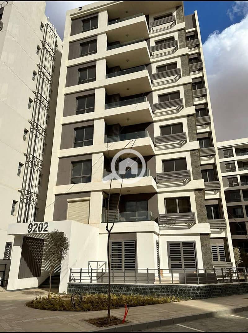 Immediate Handover within 20 Days! 82 SQM Apartment for Sale in Noor City with 15-Year Installment Plan - Widok 4