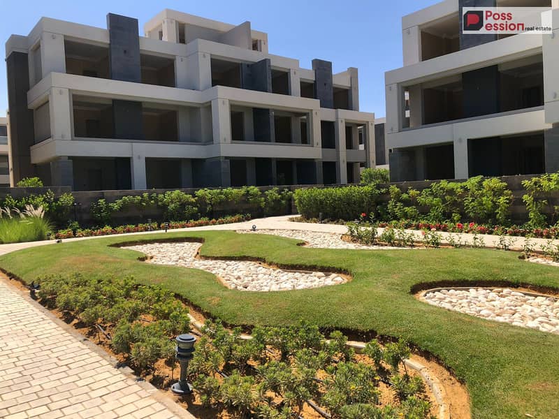 Chalet 140m for sale in LaVista Ray Ain Sokhna, ready to move, fully finished Ultra Super Lux with open sea & pool view, minutes from Telal and Porto - Mehr