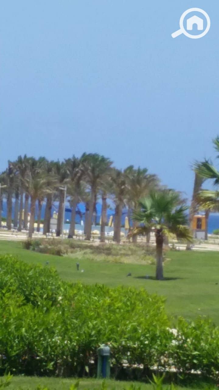 2 Minutes Walk to the Beach | Corner Townhouse 2nd Row with Sea View & Pool Front Location - Ansicht 2