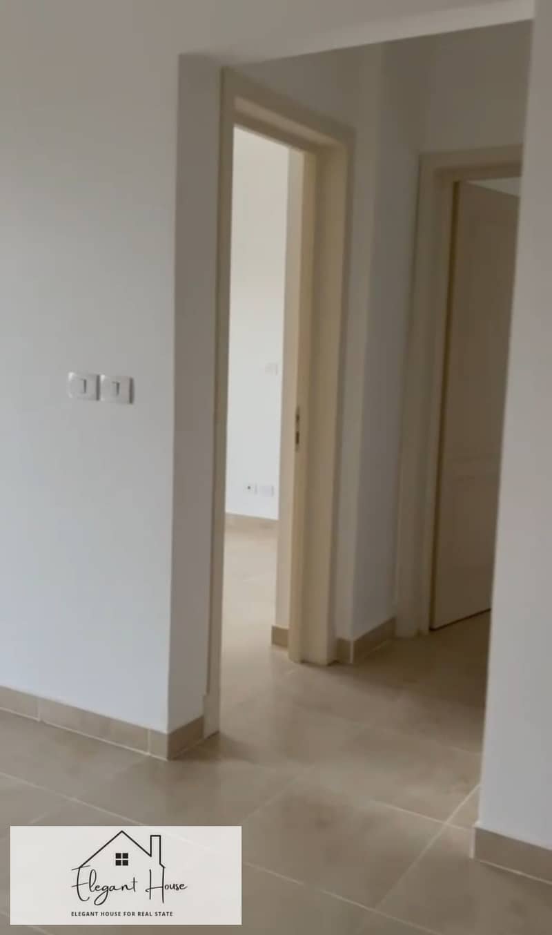 4 374185. jpg