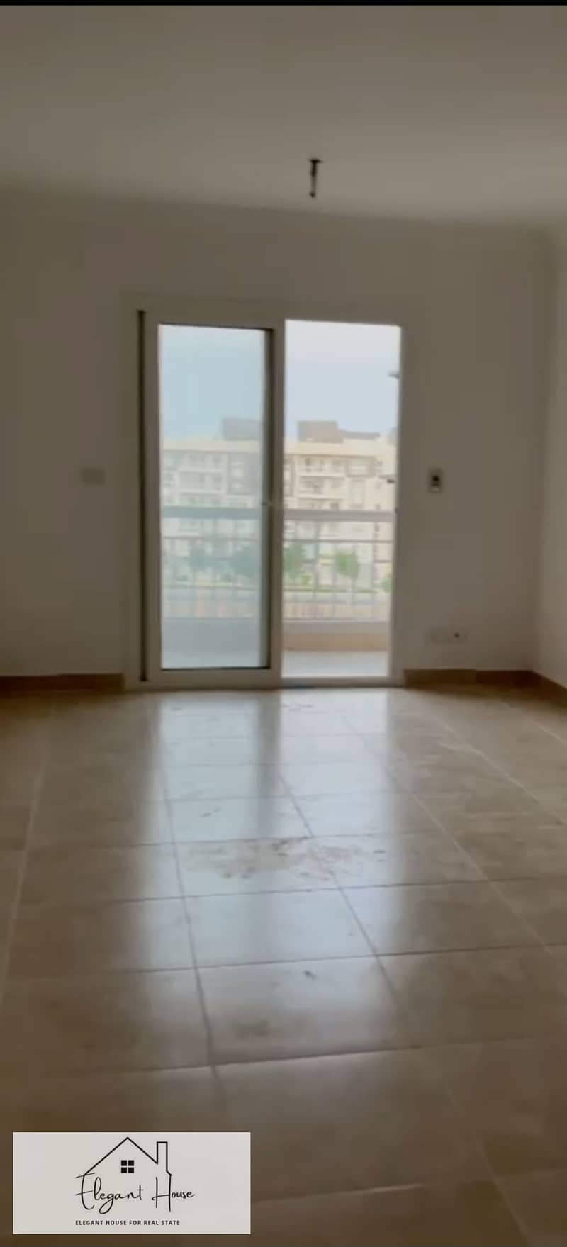 8 374182. jpg